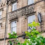 Mitre Centre 3*