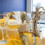 Daire Contemporary 1 Bedroom In Centre *