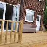 Spacious 3Bed Home In Manchester 5 Mins Walk To Clifton Station With Spacious Garden And Free Parking 度假居 曼彻斯特