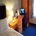 Otel Luther King House 2*