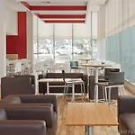 Travelodge Arena 3* Manchester