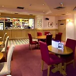 Premier Inn Manchester Portland St