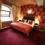 Hotel The Place