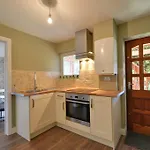 The Garden Apartment, Near Airport & *