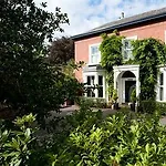 Eleven Didsbury Park 4*