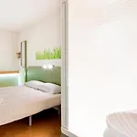 Ibis Budget Centre Pollard Street Hotel 2*
