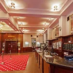 Hotel Britannia &