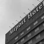Otel Airport 3*