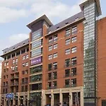 Premier Hotel