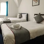 Oyo Hala Penzion Manchester