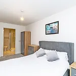 Daire Halo House By Guestz *