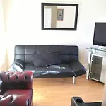 My-places Abbotsfield Court Townhouse 4 Guest house 4*