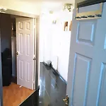 My-places Abbotsfield Court Townhouse 4 4* Manchester