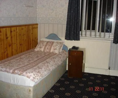 Гостевой дом Victoria Park 2*