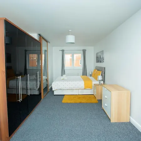 Airport Apartotel Holiday home *