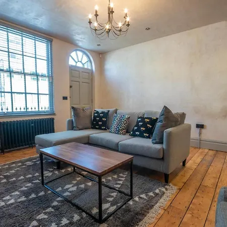 Holiday home Luxury Unique Townhouse In City Centre With Roof Terrace By Pillo