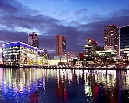 X1 Media City Luxury One Bed