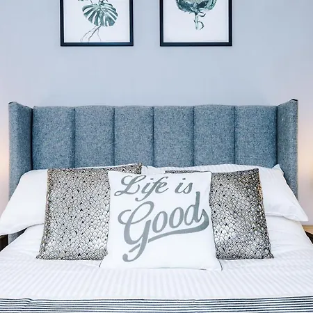 Boutique Living At Birch Lane
