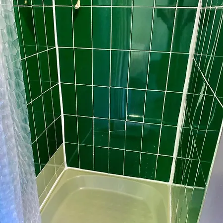 - Free Parking بيت ضيافة