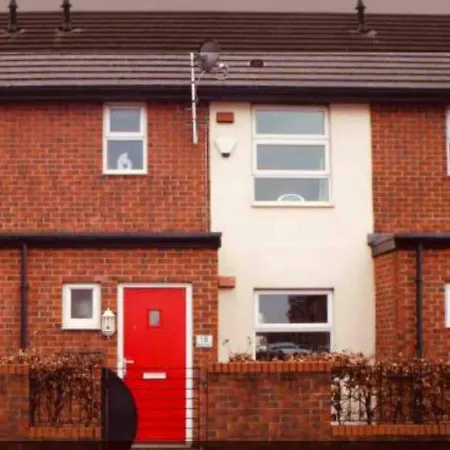 Inviting 3-bed House In *