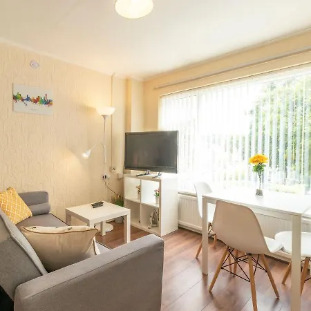 Elegant Holiday In Near Football Museum Holiday home Manchester