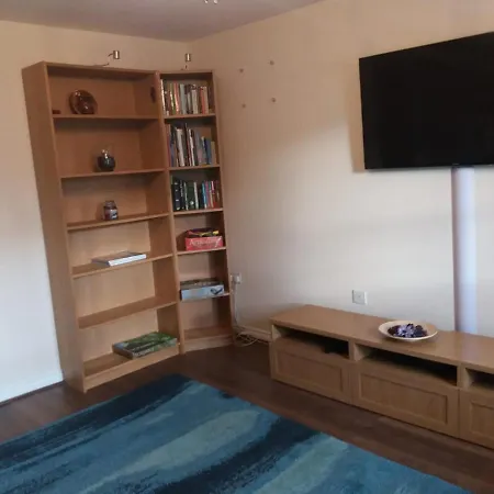 New 2bd Townhouse Great Location בית נופש מנצ'סטר