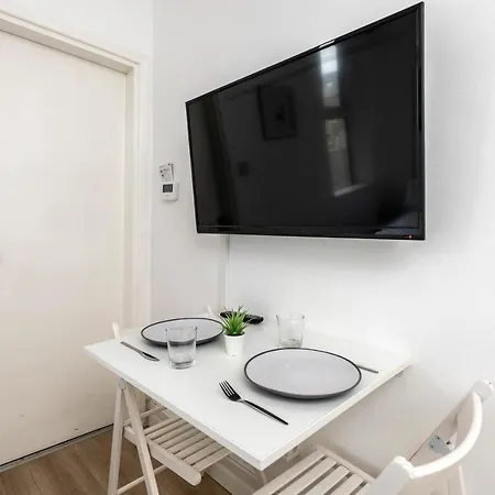 Cosy Studio In Heart Of West Didsbury