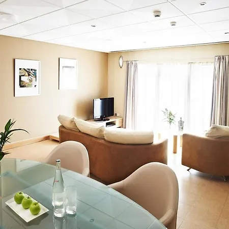 De Vere Cheadle House 3*