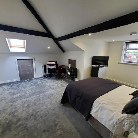 The Ashcroft Free Parking 4* Manchester