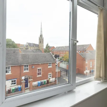 Luxury-finish Holiday In Near The Quays