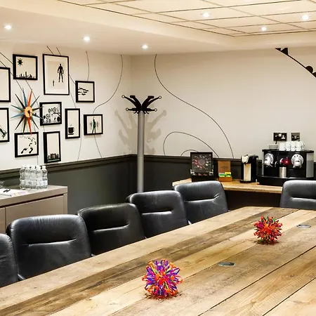 Ibis Styles Portland Hotel 3*