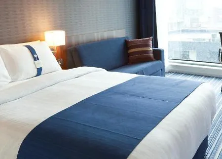 Express Centre Arena By Ihg Hotel