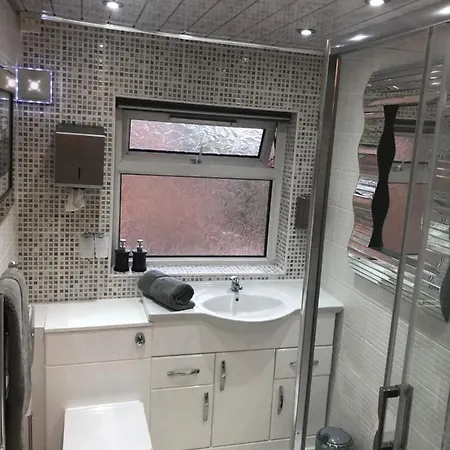 Гостевой дом Hendham House 2*