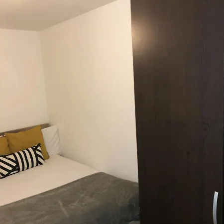 Spacious In Near The Quays, Iwm North Apartmán Manchester