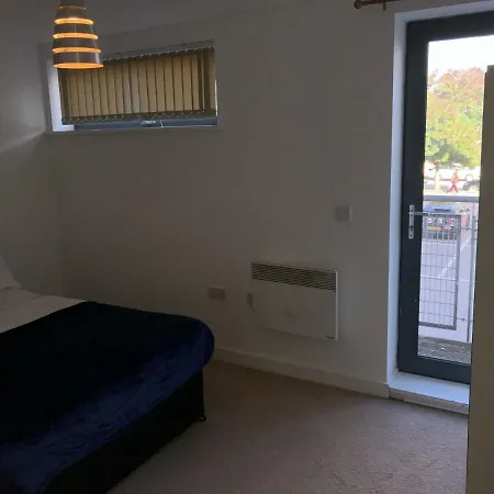 Apartmán Spacious In Near The Quays, Iwm North Manchester