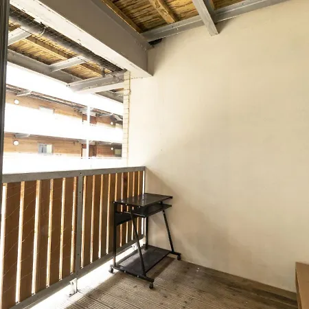 Spacious In Near The Quays, Iwm North Apartment *