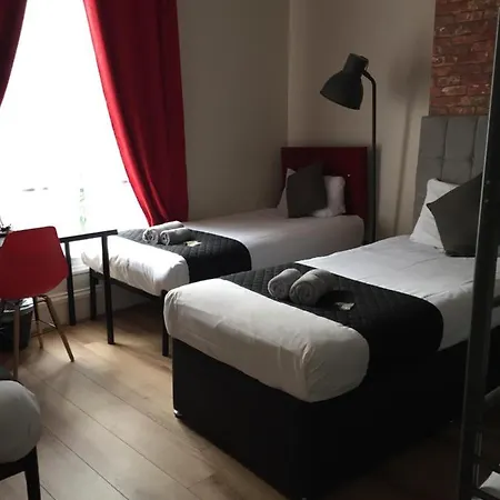 Queens Pensionat 3*