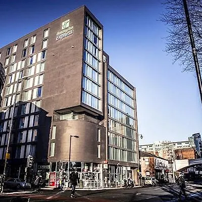 Express Centre By Ihg Hotell 3*