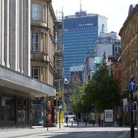 Dream Manchester 4* 샐퍼드