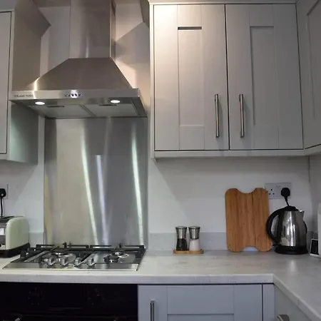 Modern & Central 2bd Flat! - Manchester!