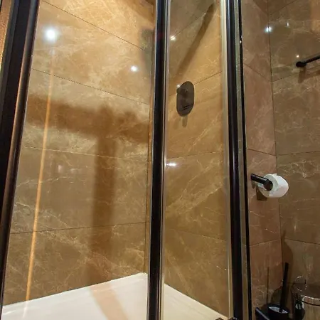 דירה New Luxury 2 Bed - Heart Of The City!