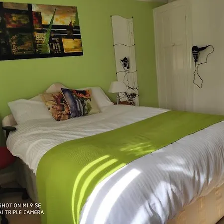 North Dwelling بيت ريفي