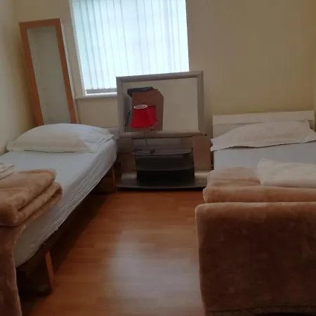 51 Cherry Avenue Bed & Breakfast *