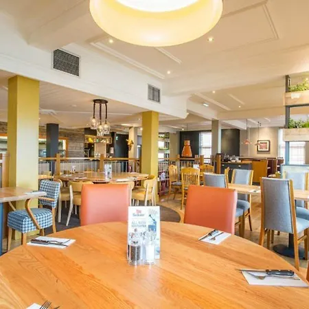 Premier Manchester Salford Quays 酒店