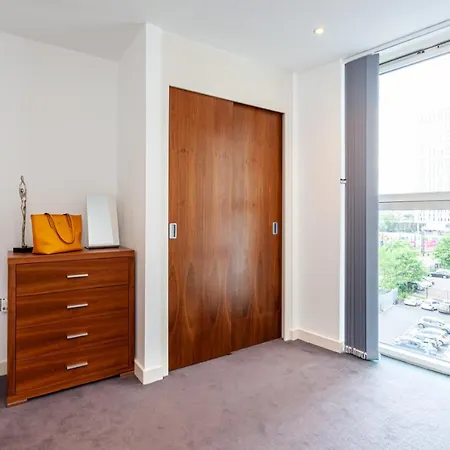 Appartement Esquire Media *