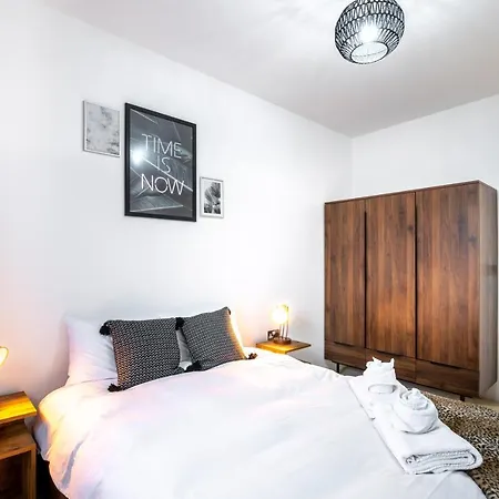 Апартаменты Comfy & Homely 2bed - 5 Star Location Манчестер