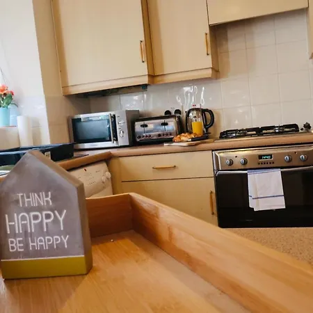 Comfortable Central Mcr Apt - 2 Bedroom - Sleeps 4 * Manchester