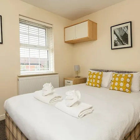 Guestready - Fantastic Family In Salford Manchester