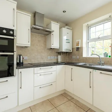 Guestready - Fantastic Family In Salford Manchester