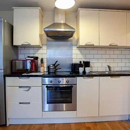 Spacious 3 Bedroom Near City Centre With All Amenities Apartmán Manchester